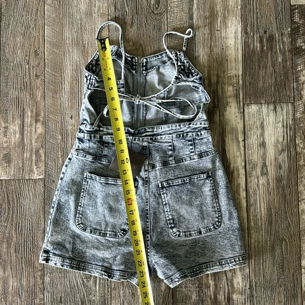 🌟LE LIS COLLECTION 🌟BEAUTIFUL 🌟JEAN OVERALL, SIZE SMALL - Picture 10 of 11
